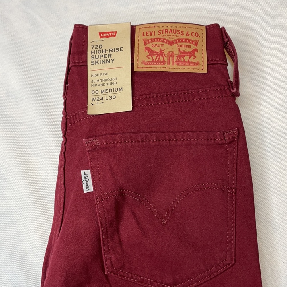 LEVI'S WOMEN'S 720 HIGH RISE SUPER SKINNY JEANS SIZE 24 - Picture 4 of 9